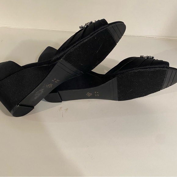 Nina New York Black Emiko Ornamented Wedge           Size 10M - Picture 7 of 8